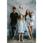 Lastolite EzyFrame Vintage Cover Background 2x2.3m Concrete - Image 6